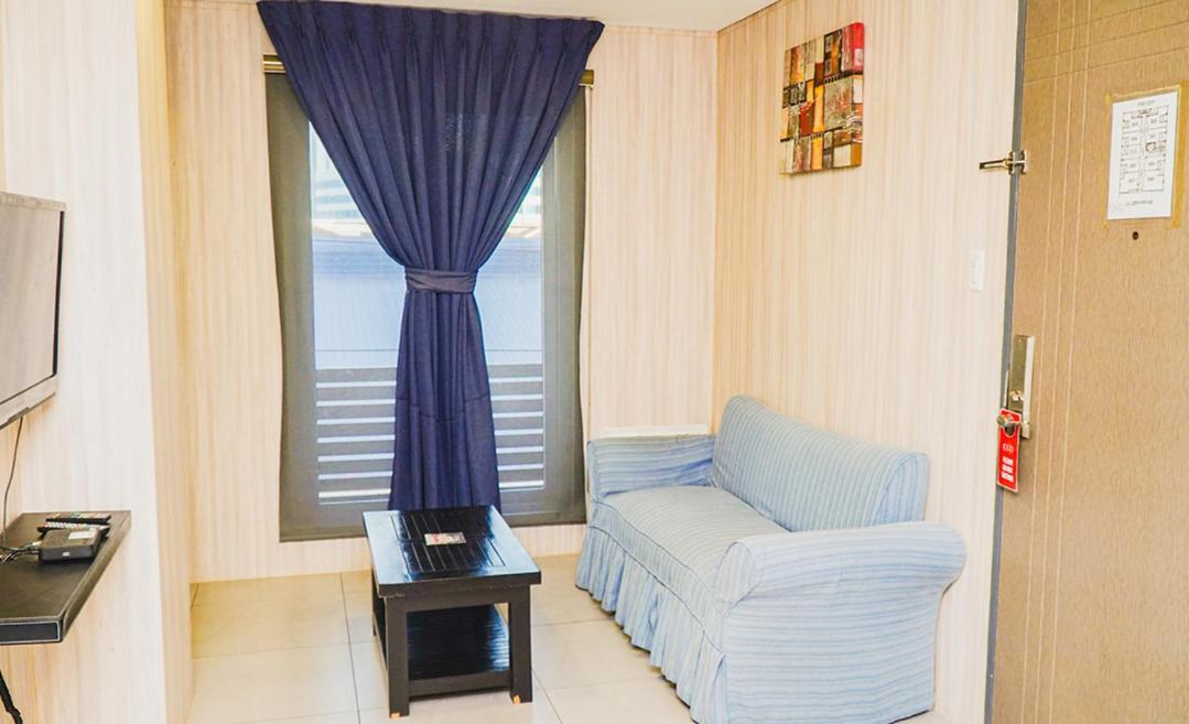 Jade Hotel And Suites Makati City Extérieur photo