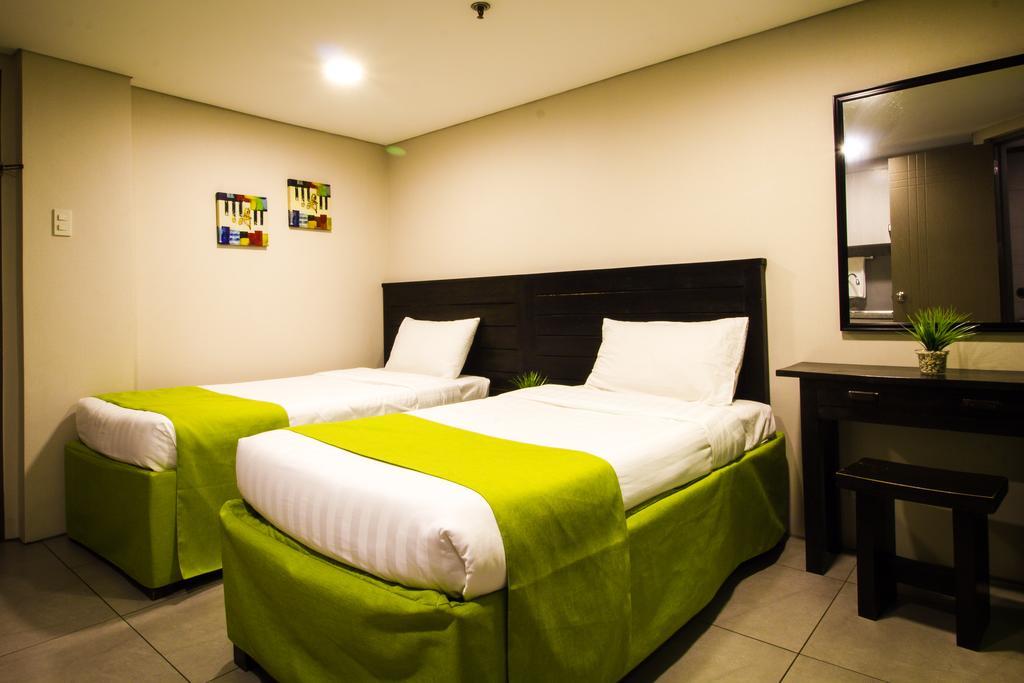 Jade Hotel And Suites Makati City Extérieur photo