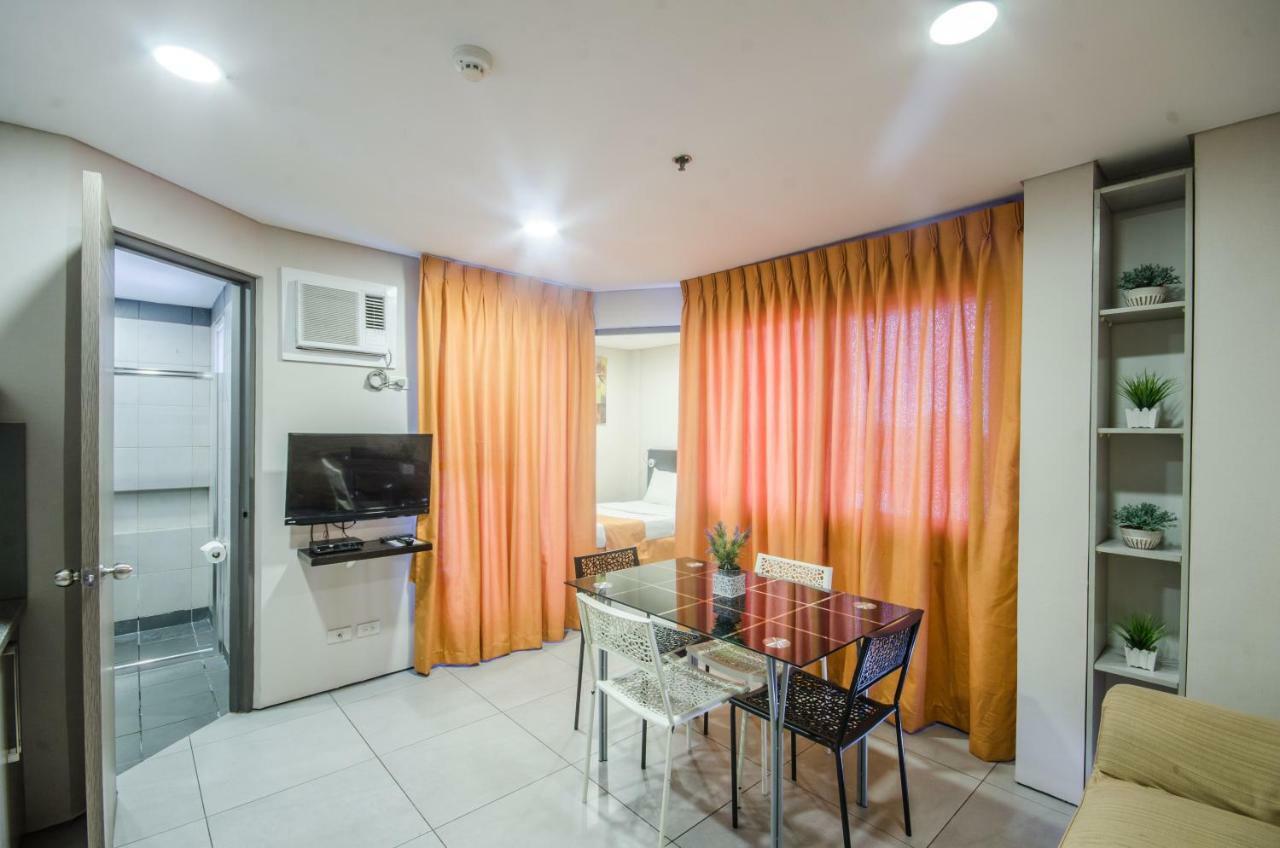 Jade Hotel And Suites Makati City Extérieur photo